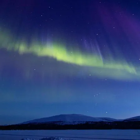 Igloo 1 In Northern Lights By Dg Lomailu Enontekiö